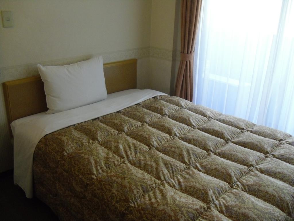 Toyoko Inn Hokkaido Sapporo-Eki Nishi-Guchi Hokudai Mae Kültér fotó