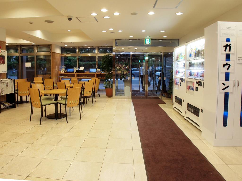 Toyoko Inn Hokkaido Sapporo-Eki Nishi-Guchi Hokudai Mae Kültér fotó