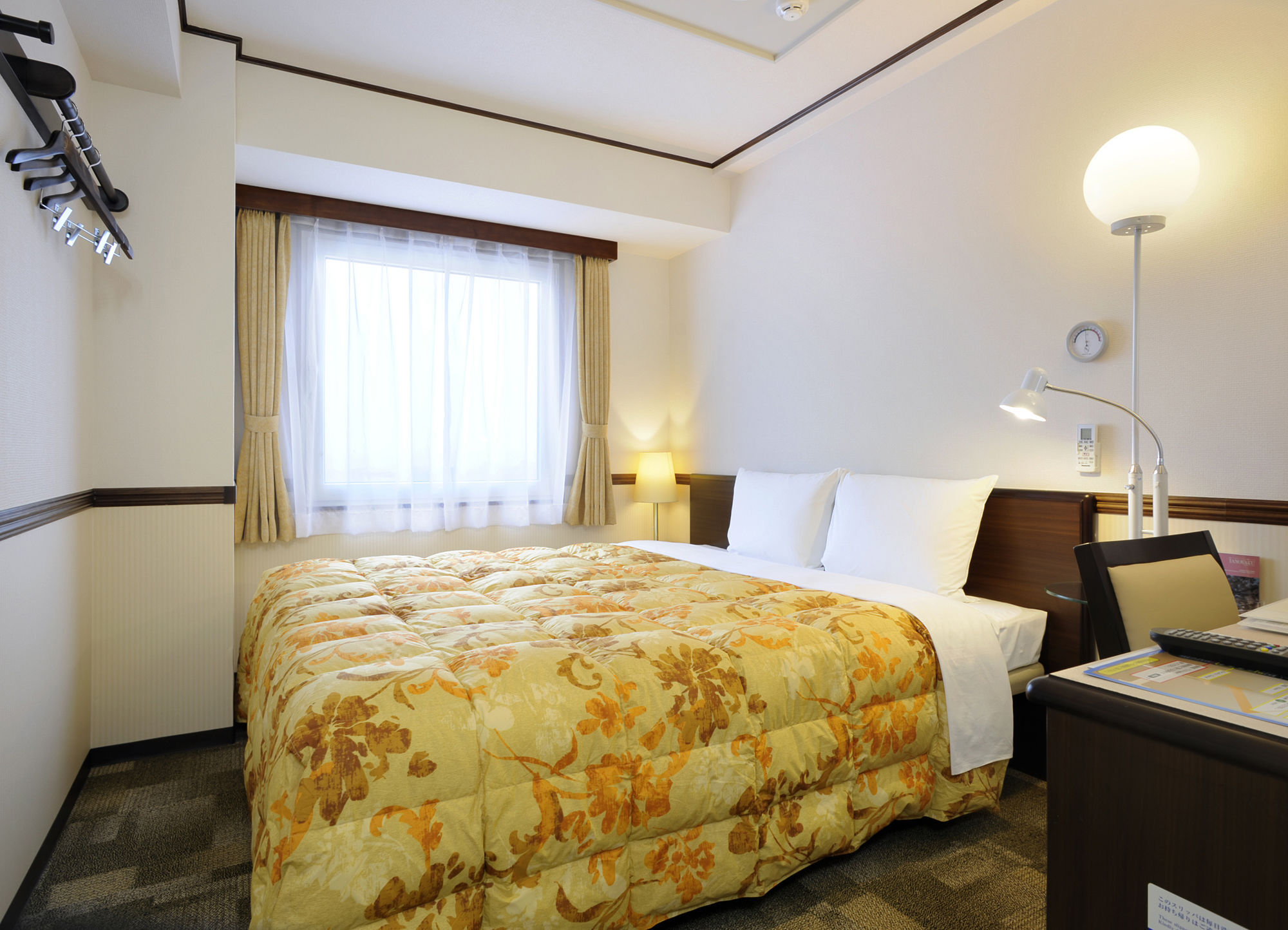 Toyoko Inn Hokkaido Sapporo-Eki Nishi-Guchi Hokudai Mae Kültér fotó